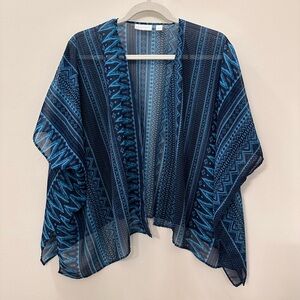 New York & Co Navy and Teal Boho Print Cape sz X-Small